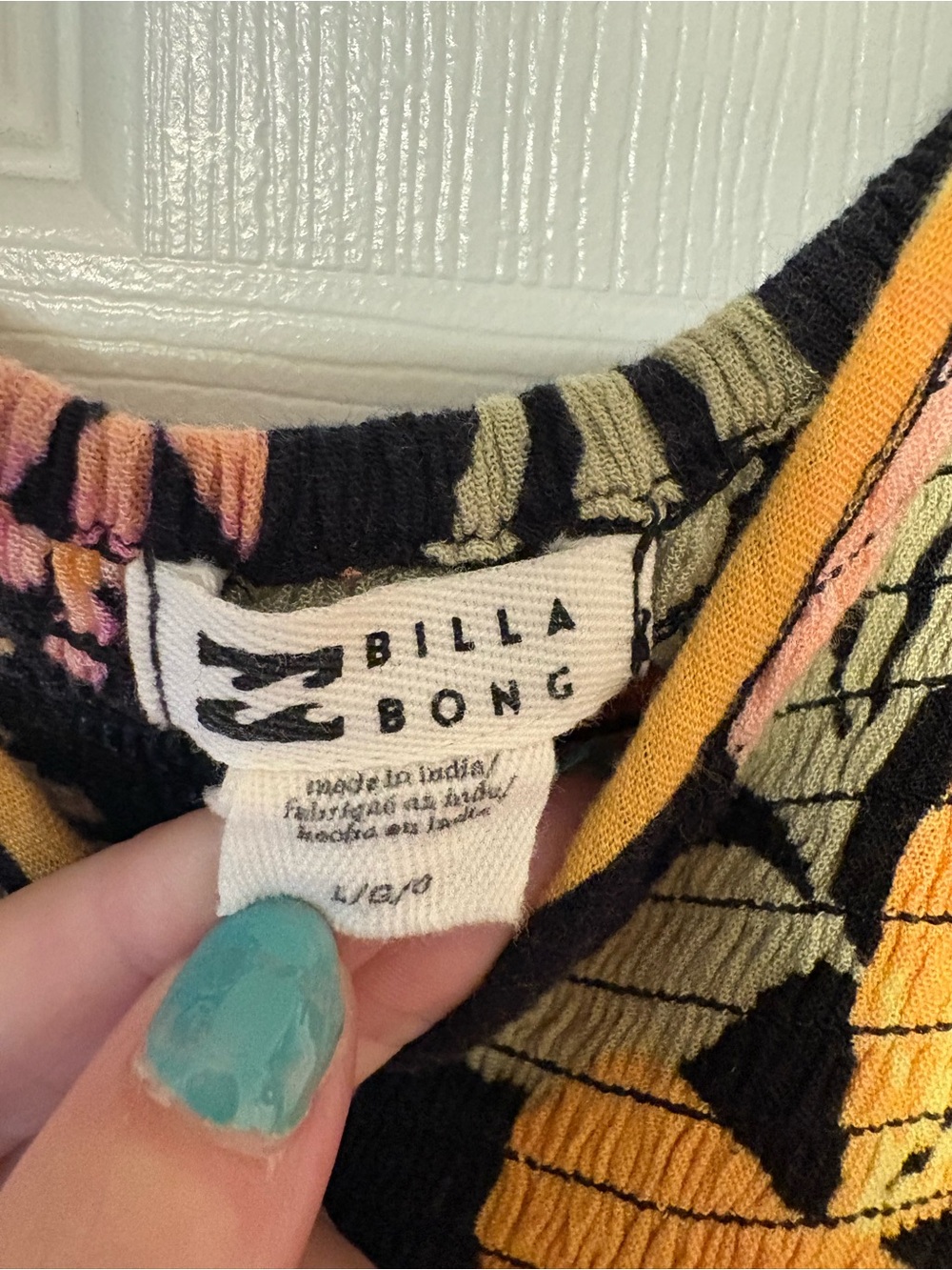 Billabong Wish Me Luck Maxi Dress Floral Boho Long Sleeve V Neck Flowing - Picture 6 of 7